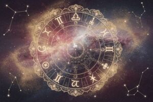 Karmische Astrologie und die Mondknoten: Die Reise deiner Seele verstehen