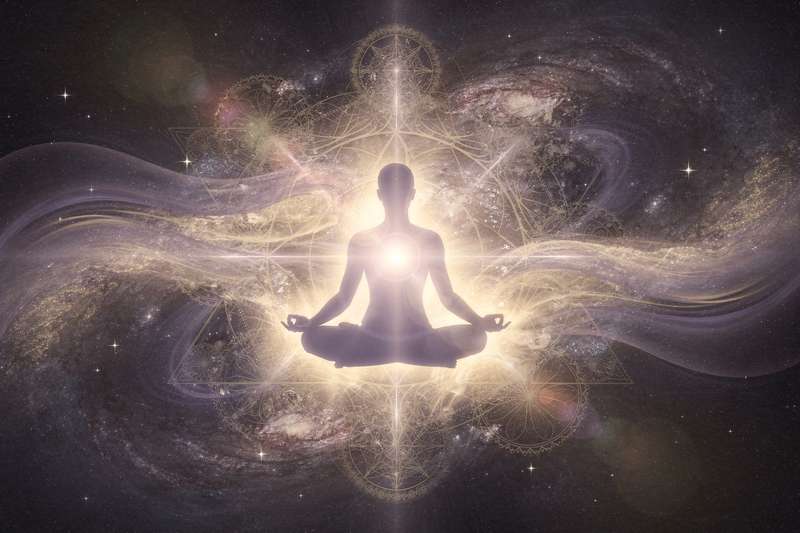 Spirituelle Figur in meditativer Haltung mit leuchtenden Energiemustern um sich herum symbolisiert verschiedene hellseherische...
