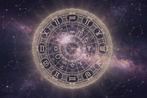 Drei oder mehr Planeten im Waage-Zeichen bilden ein kraftvolles Stellium, das Harmonie und Beziehungsfokus verstärkt.